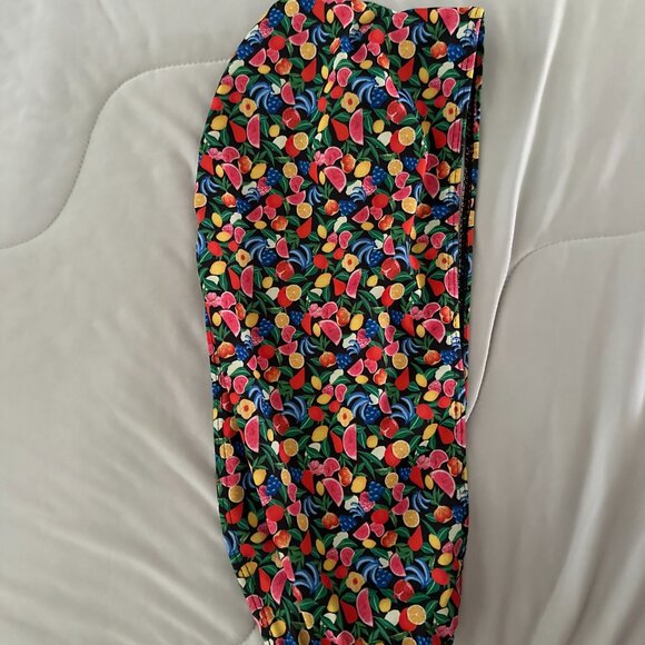 Lot of 7 pre-loved SHEIN bikini tops, XL & 1XL, fab colors & patterns! - Picture 3 of 11